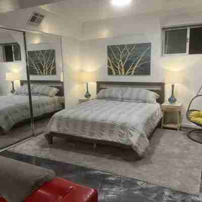 Chic New Midtown Apartment in the Heart of Sacramento Rooms