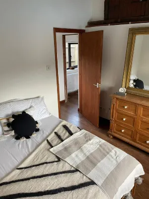 Cozy converted millking barn in the weald of Kent, 50mins from Central London Hotels near Charing