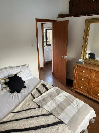 Cozy converted millking barn in the weald of Kent, 50mins from Central London Отели в г. Грэйт Чарт вит Синглтон