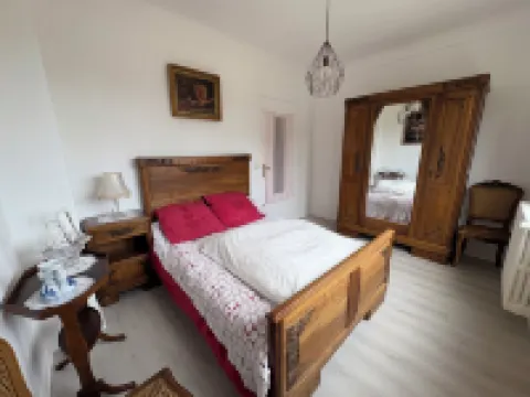 A HAVEN OF PEACE ON THE OUTSKIRTS OF PARIS クラマールのホテル