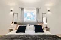 Stunning 3 bedroom Villa with Private Pool & Garden