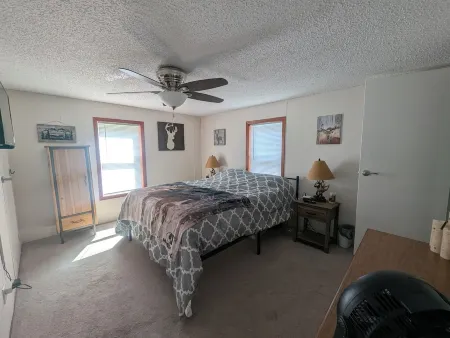 Outdoor Adventure HQ Lakes, Trails, Hunt, Fish