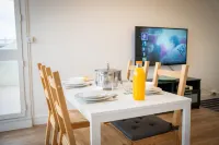 Charming room in shared apartment Cergy center