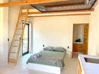 Casita H - a little house by the sea