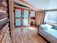 Rocky Mtn Modern Cabin- Pets Welcome FREE!! 30+ Days Hotels in Fairplay