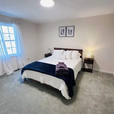 Charming 3-bedroom cottage with WiFi and AC in lovely Basye
