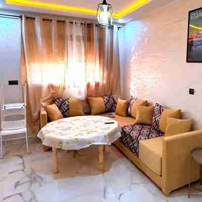 MB Cosy apartment 5 min beach! WIFI CLIM NETFLIX Others