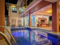 TJM Hot Spring Villa 1, a spacious 5-bedroom, with WiFi, AC in serene Los Baños
