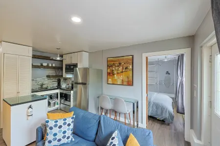 Lux APT   Your home away from home.