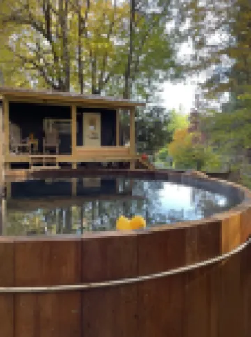 LINVILLE Nostalgic Mountain Farm Glamping Camper on Wedding Venue, 10 acre farm