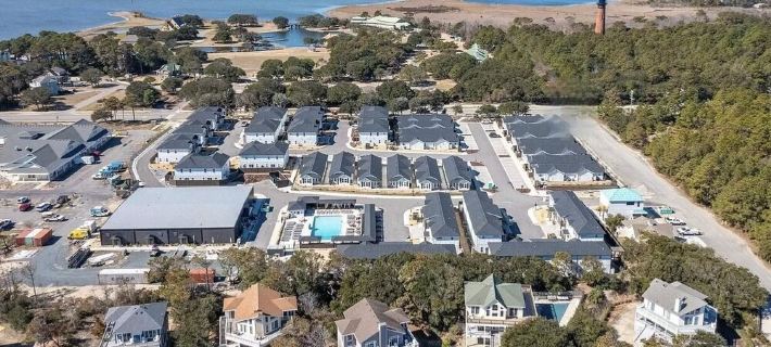 Newly built ContemporaryCoastal Villa Hotels in Corolla