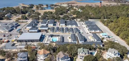 Newly built ContemporaryCoastal Villa