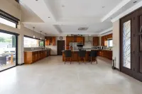 VILLA BELLE Hotels in Marian