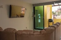 Apartment for 8 with terrace and BBQ in the city center Hotels in Arandas