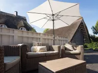 Thatched Roof Vacation Home Ankerplatz in Fuhlendorf am Bodden Hotels in Fuhlendorf