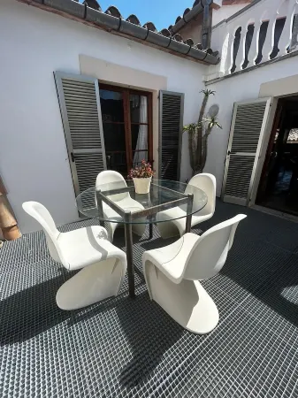 APARTMENT / PENTHOUSE WITH POOL IN THE OLD TOWN OF POLLENÇA