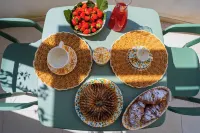 Nice house 100 meters from the sea, equipped with every comfort, WiFi included Hotels in Torre San Giovanni Ugento