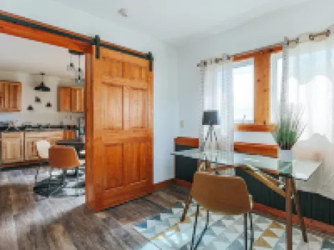 Basecamp151 Hotels in Nelson County