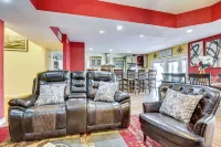 13 Mi to Downtown El Paso: Home w/ Game Room & Bar - Boutique