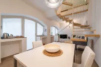 Viale Lecco 105 by Wonderful Italy