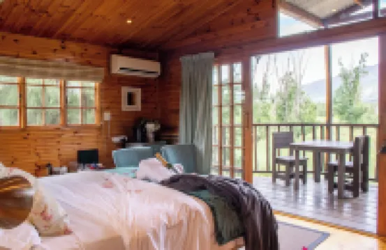 文都克斯樹屋農莊和日間水療