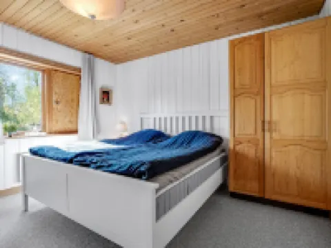 "Hakon" - 550m from the Sea