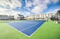 Cape San Blas Gem: Walk to Beach & Pool! - WiFi