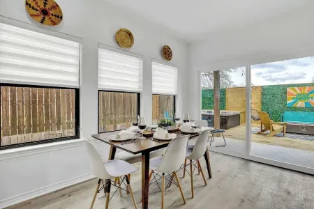 Luxury Modern Home with Hot Tub Deck & Firepit!