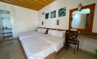 GingGing Hotel and Resort