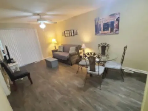 Superb location. Close to all main activities.