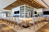 Hutchinson Shores Resort & Spa