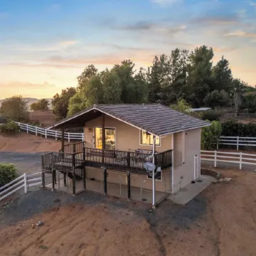 Scenic Deck w/ Sunset Views Near Temecula Wineries Estrada Ranch by Avantstay
