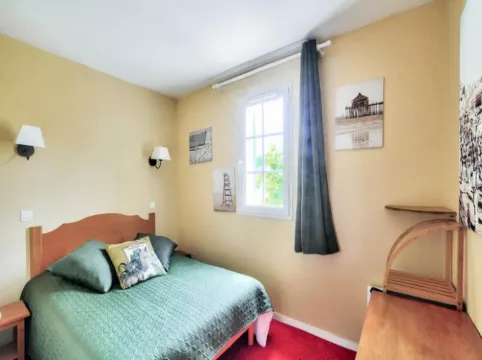 3 room house for 6 people Prestige