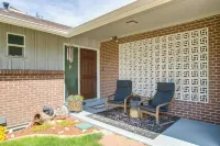 Modern Creekside Home 9 Mi to Downtown Denver - spa