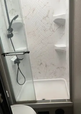 Cozy mobile home in amazing Bear with AC