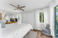 Gorgeous Villa with Stunning Marsh & Nature Views/Pet Friendly