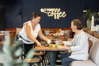 Giessen Hotel & Coffeehouse - breakfast