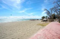 Bright apartment front of beach. Guadalmansa Beach