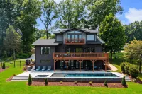Elysian Shores w/Heated Pool & Optional Boat Rental - 4-Star
