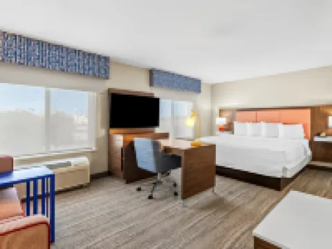 Hampton Inn & Suites Farmington Hotels in Farmington