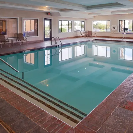 Holiday Inn Express & Suites KINGMAN by IHG