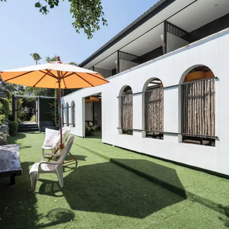The Loft Panwa Resort Отели рядом с достопримечательностью «Смотровая башня Khao-Khad»