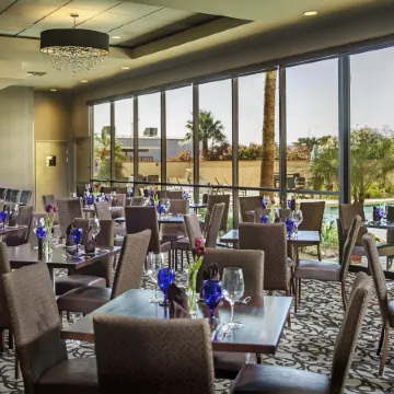 Crowne Plaza PHOENIX AIRPORT - PHX by IHG