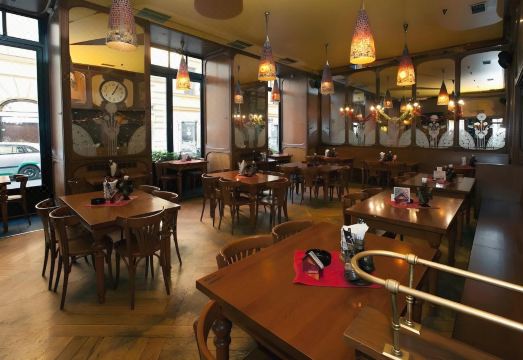 크라운 팰리스 아파트먼트 전경