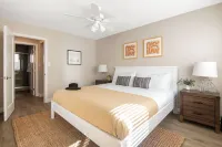 Seashore Suites by AvantStay Modern Comfort Steps from la Jolla Cove