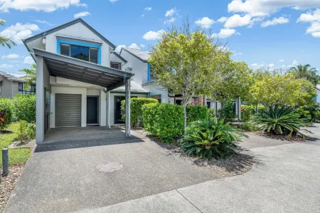 Ivory Palms Resort Отели в г. Тевантин