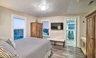 California Cottage < 4 Mi to Redwood Hiking Trails