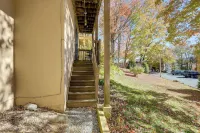 1/2 Mi to Sugar Mtn Resort: Condo w/ Balcony - Homestays