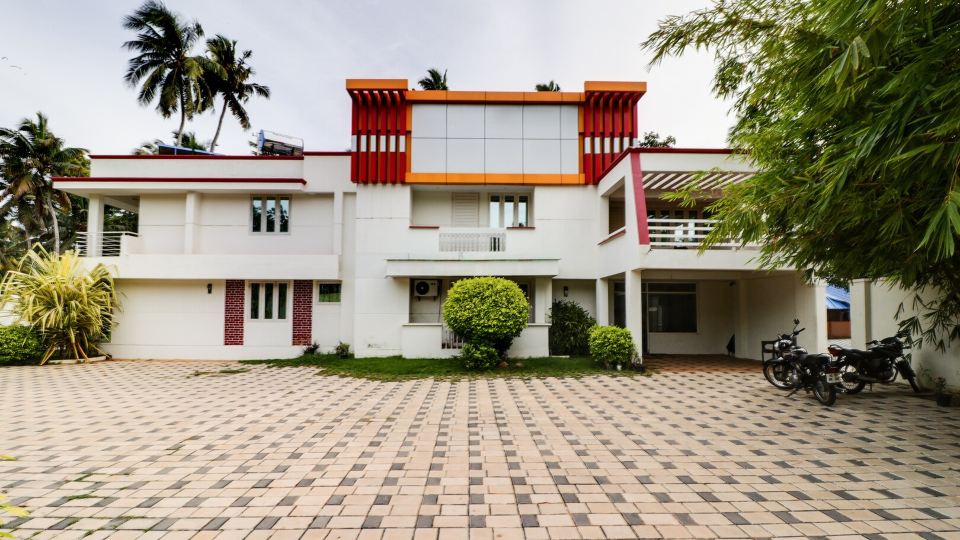 Star Inn Residency