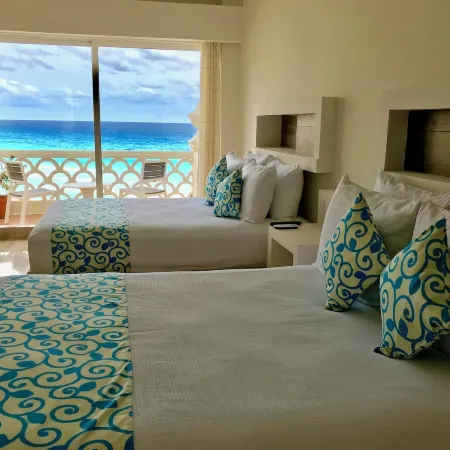 OvaCancun Apartments